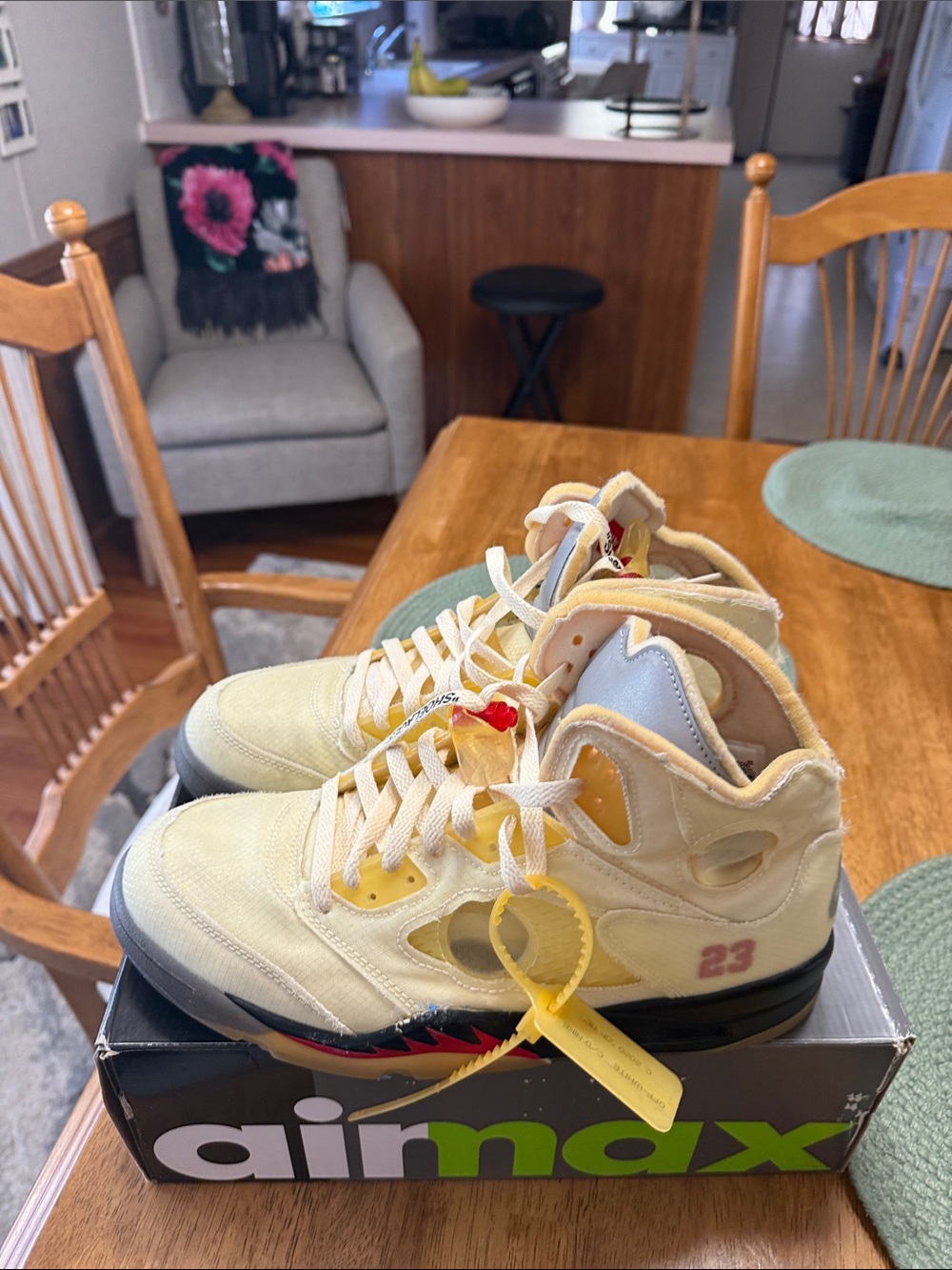 Off white Jordan 5